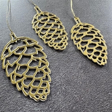 Simple and Basic Die - Pinecones / Outline