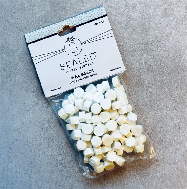 Spellbinders Wax Sealed - Wax Beads / White - 2. SORTERING