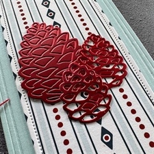 Simple and Basic Die - Small Chubby Pinecones