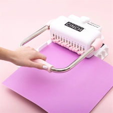 The Cinch - Bindery Tool (Heidi Swapp/ firkantede huller)