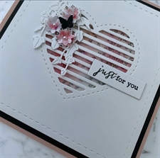 CraftAddictionUK Die - Heart Collection