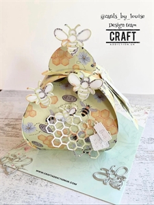CraftAddictionUK Die - Buzzing Bee