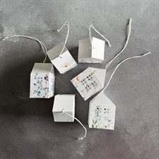 Simple and Basic Die - 3D House