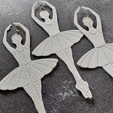 Simple and Basic Die - Ballerina