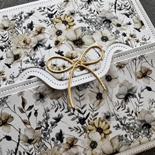 Simple and Basic Die - Square Card with Closure